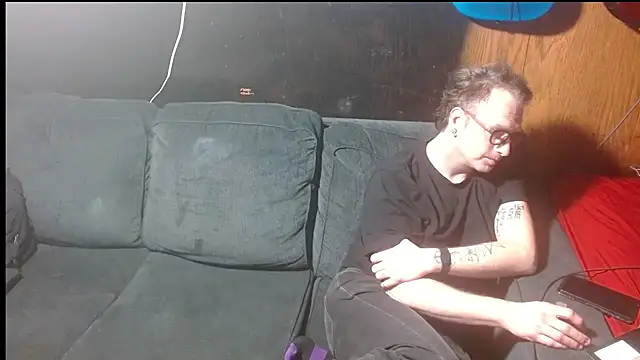 Živý XXX chat The13Broken404