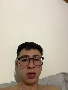 CamiRojas_boy Adlı Modelin Web Kamerası Şovu