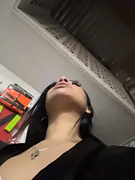 Webkamerová show cristal__violetaa