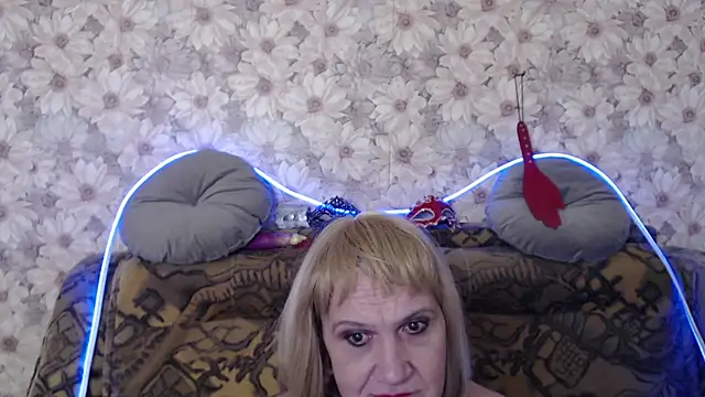 دردشة MissBekker الجنسية المباشرة