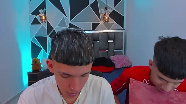 Juan_Nd_Steven: вебкам-шоу