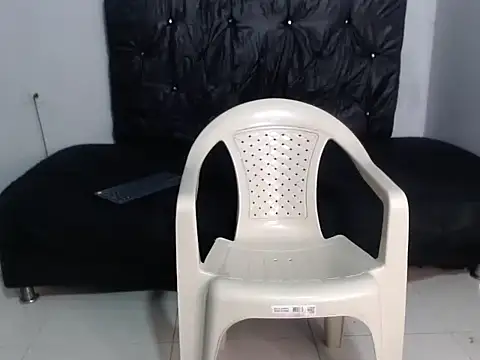 masterbrave420 élő XXX-chatje