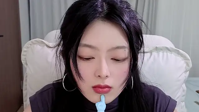 Koikoi___ live XXX chat