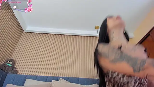 kathecute__ Show in webcam