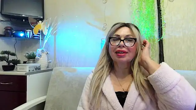 SusieNoreen: απευθείας συνομιλία ΧΧΧ