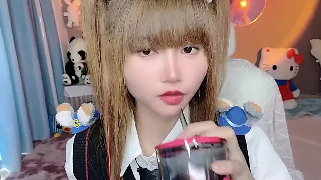 XXX chat uživo modela -xiao-xiao-