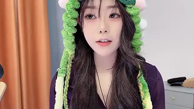 دردشة smalldaisy الجنسية المباشرة