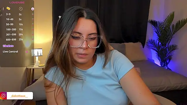 dakottaa_ Chat XXX live