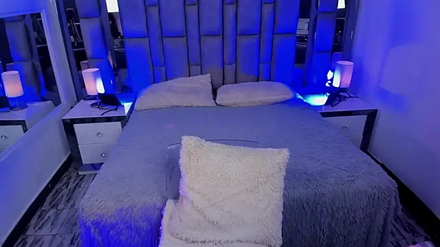 Emilyblackers Chat XXX live