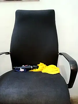 PervertPreggy webcam show