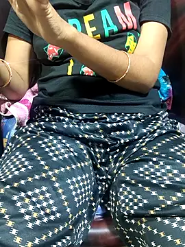 Show de call_me_mouni099 na webcam