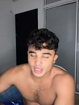 Mentriplex webcam show