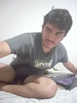 Show de biglatin80 na webcam