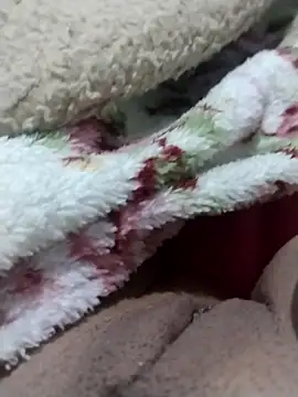 Dhlp77: διαδικτυακό σόου στην κάμερα