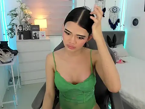 tstoni_talks Show in webcam