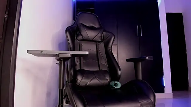 XXX chat uživo modela Liam_Mateo