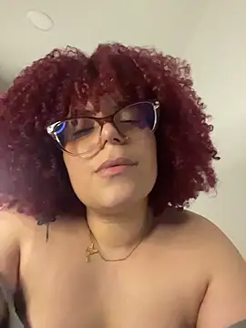 Онлайн чат XXX Leyah__