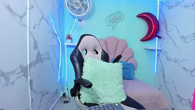 Онлайн чат XXX nicol_ross19