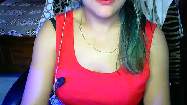 Nepali_Alisha élő XXX-chatje