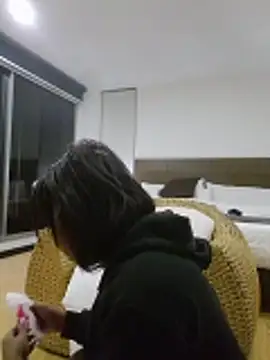 ivonjoness Adlı Modelin Canlı XXX Sohbeti