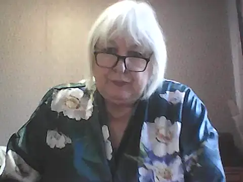 Alexia64231's Webcam Show