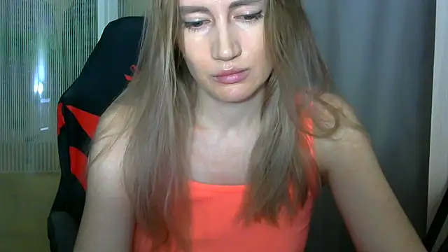 JessFoxxx Adlı Modelin Canlı XXX Sohbeti