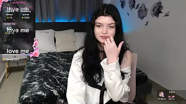 MileyRoodn Live XXX chat