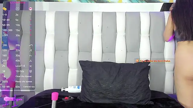 Chat XXX en directo de IsaDiiaz