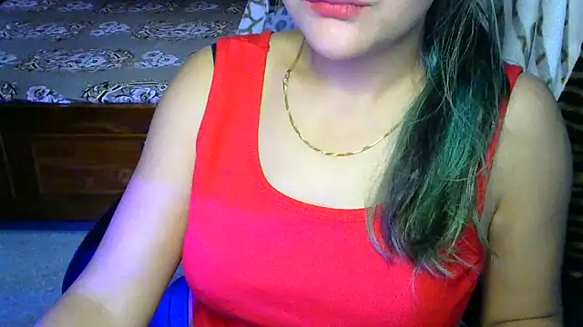 Nepali_Alisha élő XXX-chatje