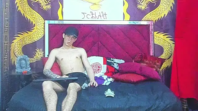 Онлайн чат XXX Pride_couple