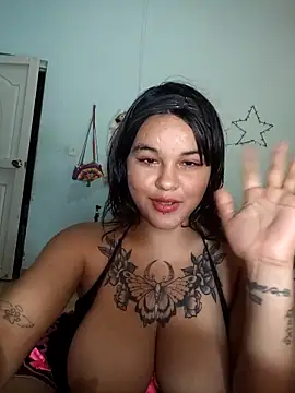 KattalellaGomezのライブXXXチャット