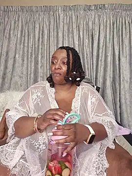 ThickianaRider's Webcam Show