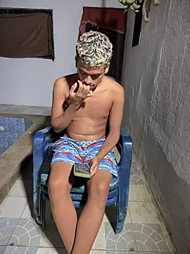 PrincesLeo 라이브 XXX 채팅