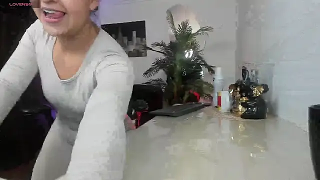 Amaia_Bushida Live XXX-chat