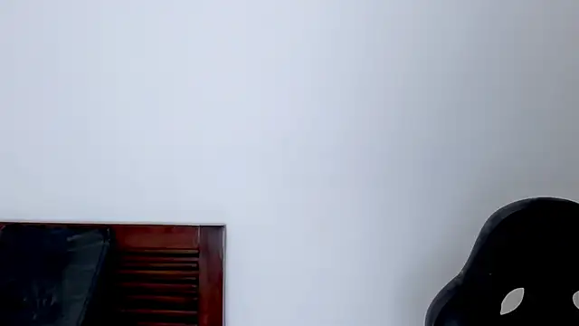 Онлайн чат XXX vanessa_saquirt