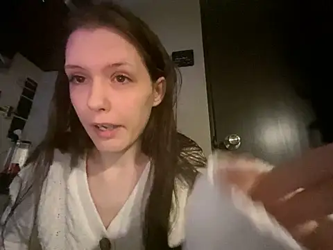 Thedeepwebcutie élő XXX-chatje