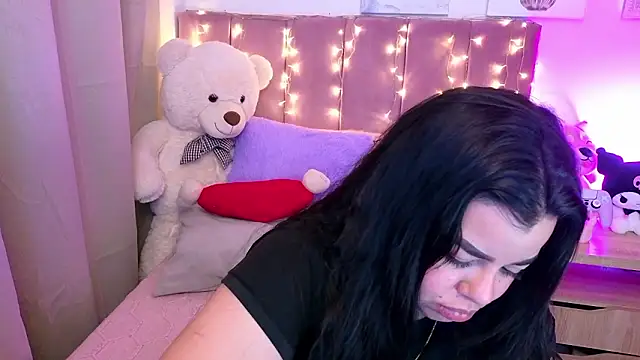 Chat XXX en directo de MiahJoness