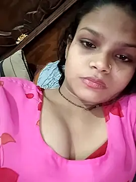 Chat +18 de Komal0099 ao vivo