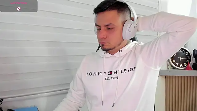 Show modela Rick_Adams na web-kameri