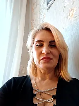 JennyOMay live XXX chat