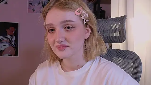 ELLIEJAY's Live XXX Chat