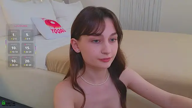 LolaPrise's Live XXX Chat