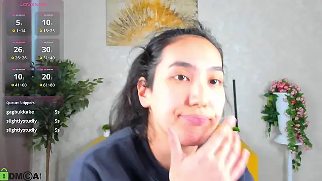 Chat +18 de FlirtyAura ao vivo