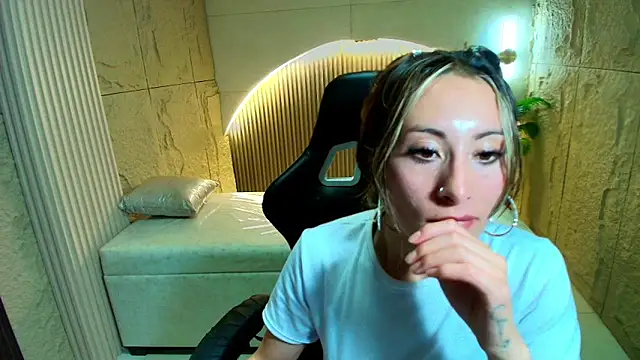 katalina_r_: онлайн-секс-чат