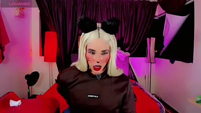 Вебкам-шоу caitlyn_ponce