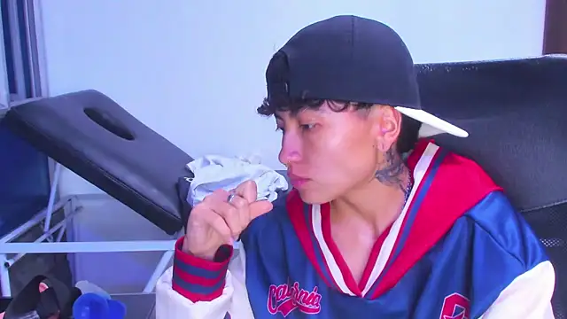 Czat XXX na żywo – Im_Mathias