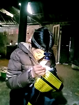 ngan-cute – Live XXX-chat