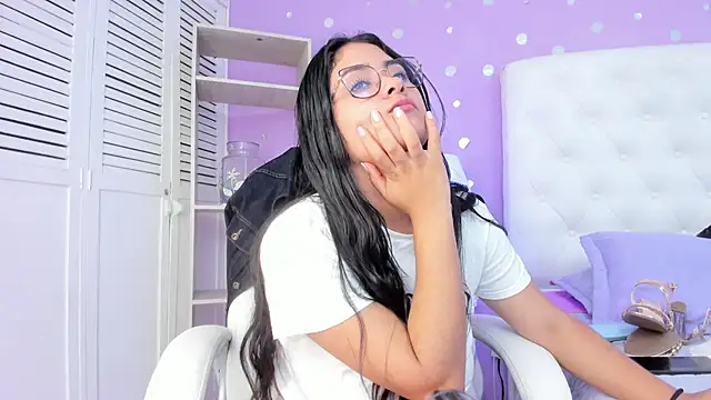 scarlette_15_ Live XXX Chat