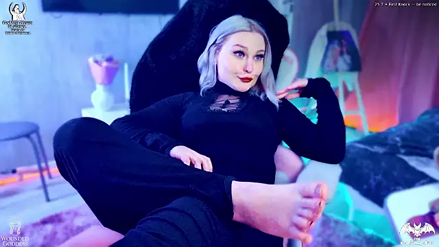 دردشة Wounded_Goddess_ الجنسية المباشرة