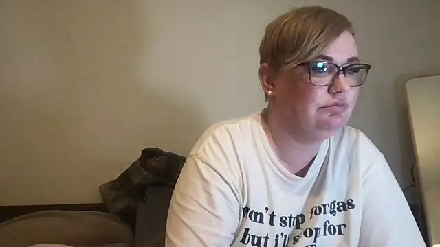 lusciouskitten's Live XXX Chat